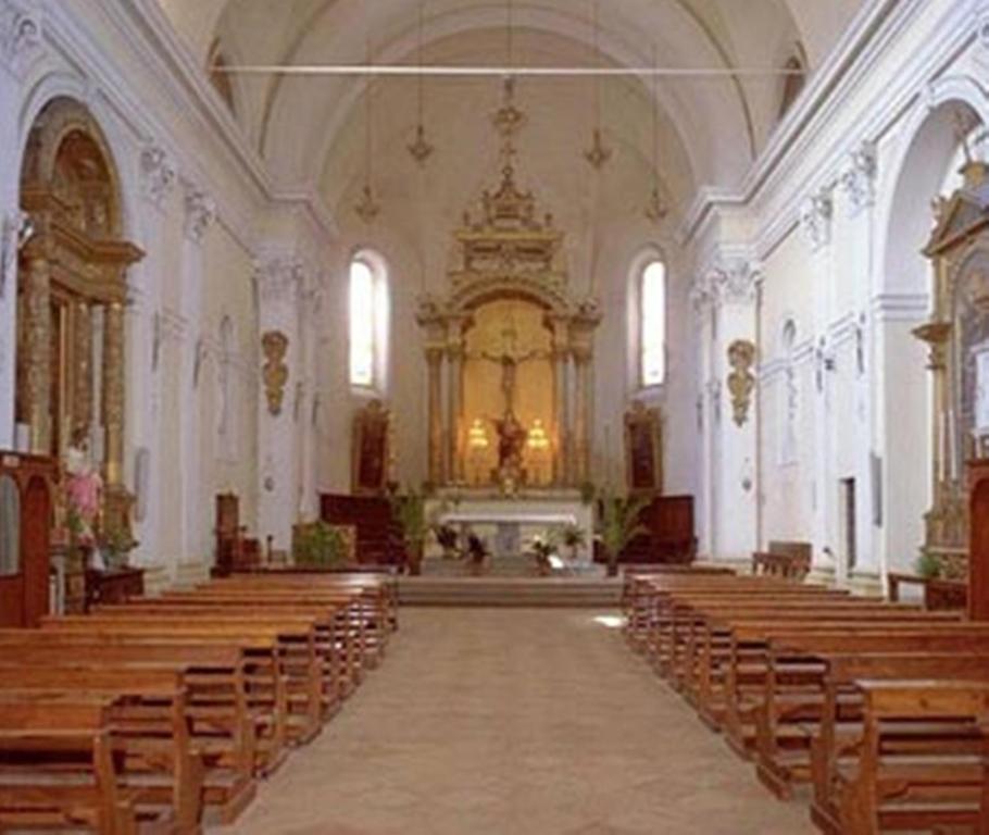 阿沃拉 Eremo Madonna Delle Grazie旅馆 外观 照片