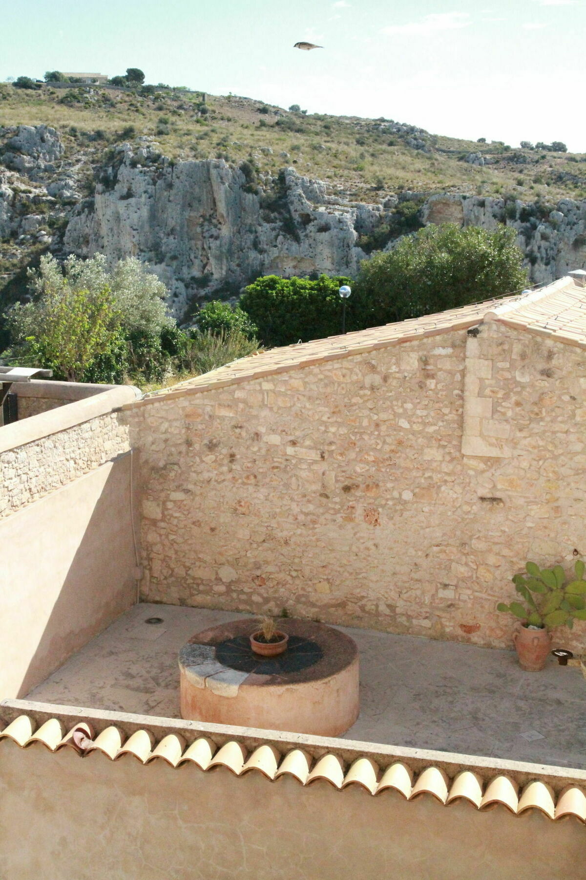 阿沃拉 Eremo Madonna Delle Grazie旅馆 外观 照片